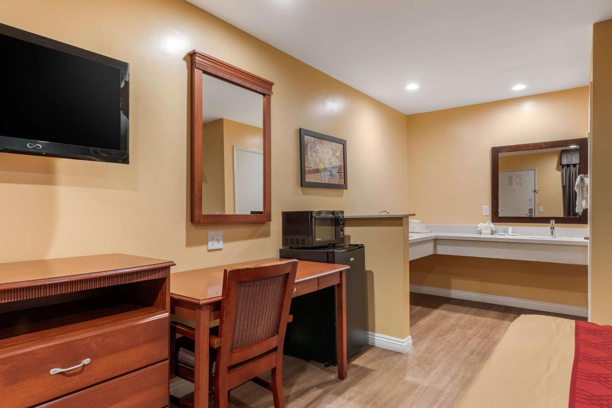 Rodeway Inn Carson - Los Angeles South Extérieur photo